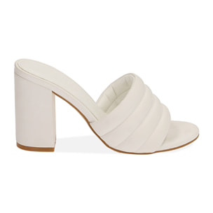 Mules blancas, tacón de 9 cm