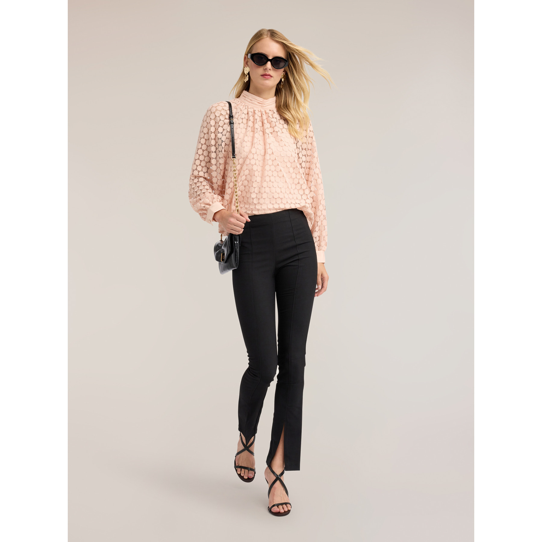 Motivi - Blusa in pizzo con collo alto - Rosa