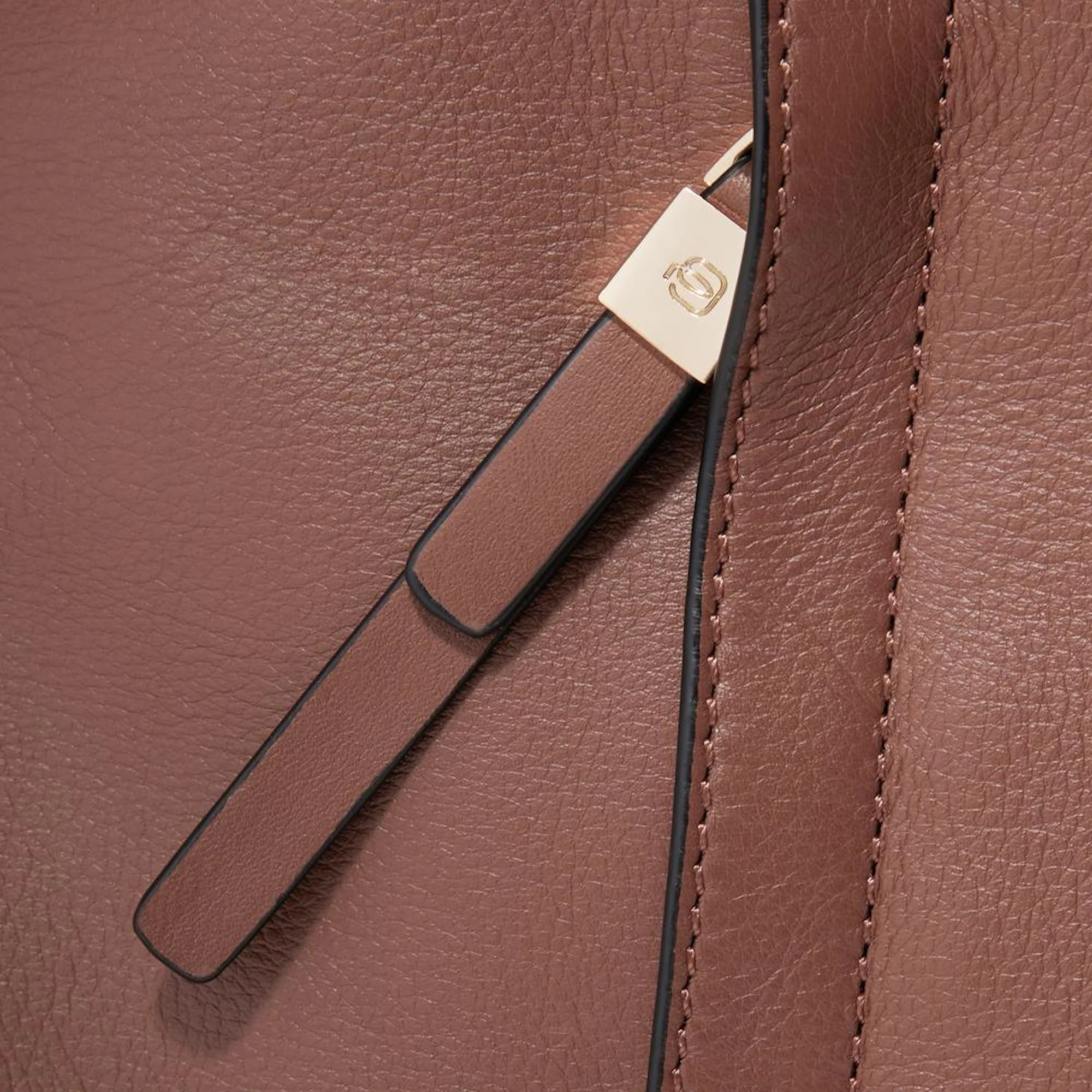 Piquadro Borsa da lavoro porta pc e porta iPad® con protezioni antiurto e anti RFID, espandibile