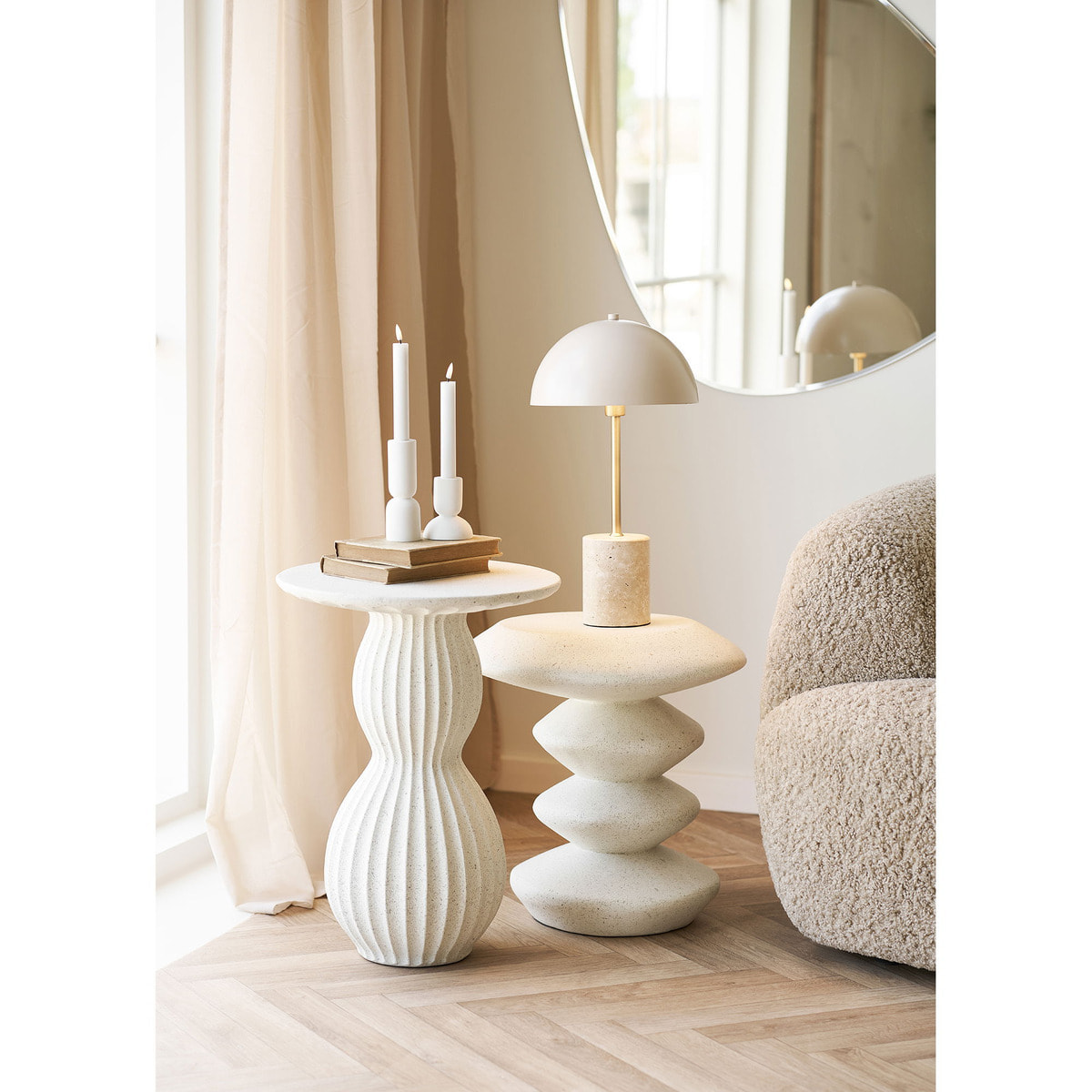 Lampada da tavolo Sheffield in marmo e metallo beige