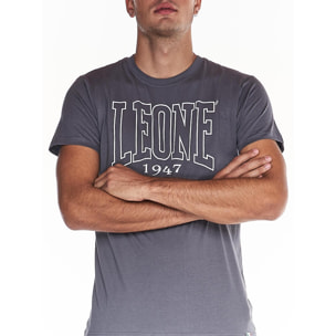 Camiseta de hombre de manga corta con logo perfilado