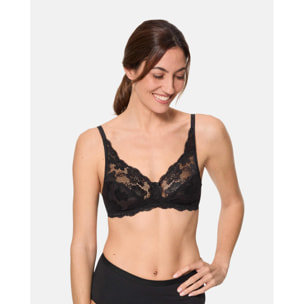 Sujetador full cup sin aros de fit perfecto, encaje floral muy elegante para un look femenino