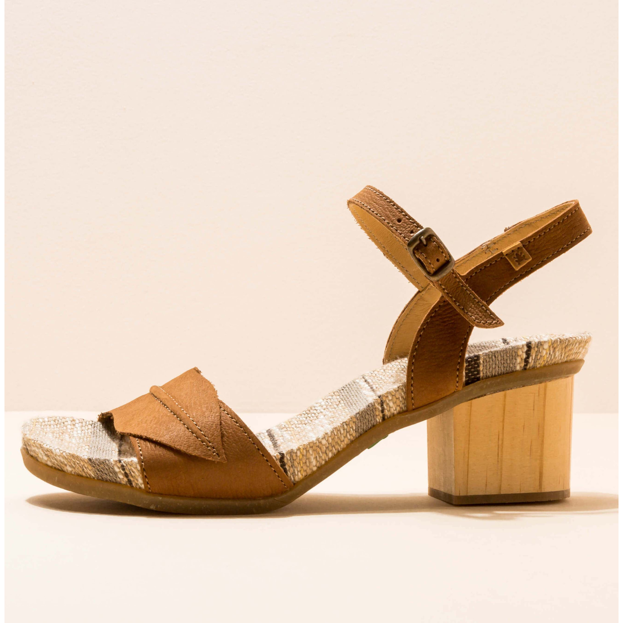 Sandalias con tacón N5561 PLEASANT WOOD /DEBA color Wood