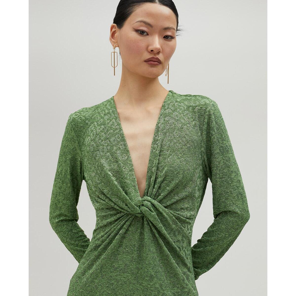Vestito lungo con scollo drappeggiato