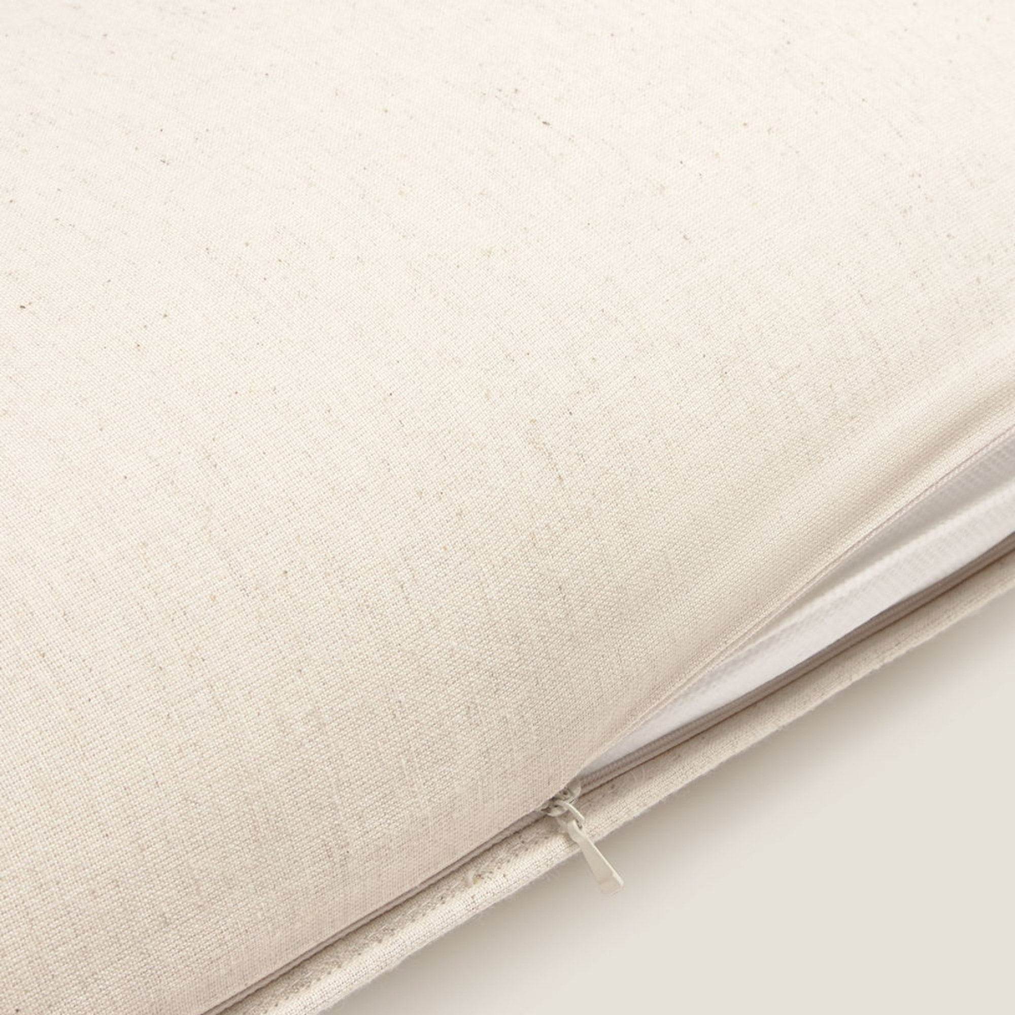 Funda de cojín algodón bordado floral Frida color marron beige Algodón