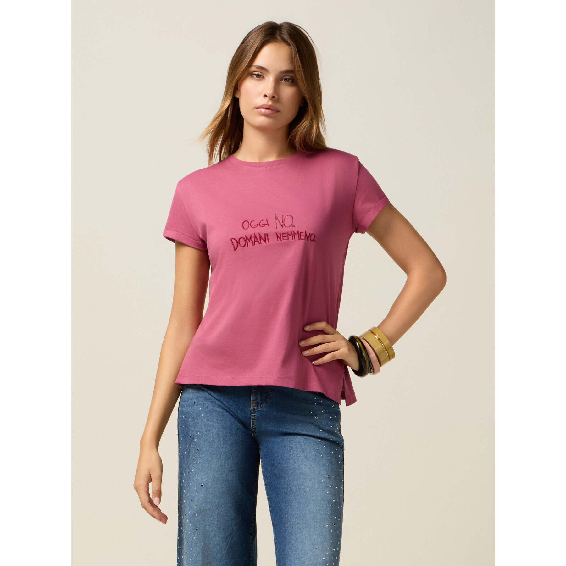 Oltre - T-shirt con ricamo lettering - Rosa