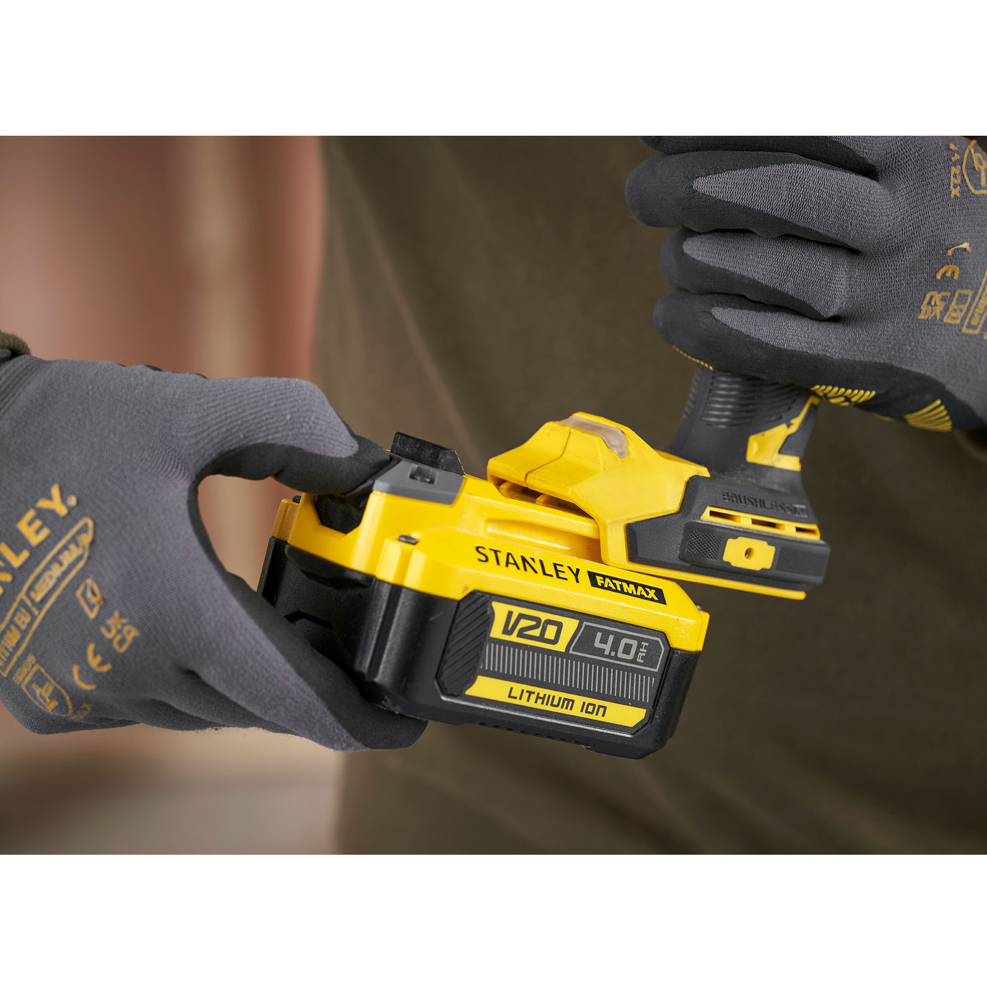 Visseuse à impacts 203Nm Brushless V20 FatMax 18V - 1 batterie 2Ah en malette Pro-Stack