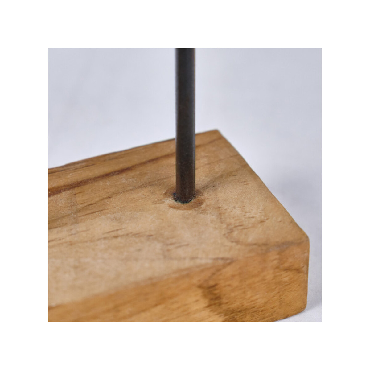 Décoration cœur 30 cm en bois de teck exotique sur socle - KOKORO