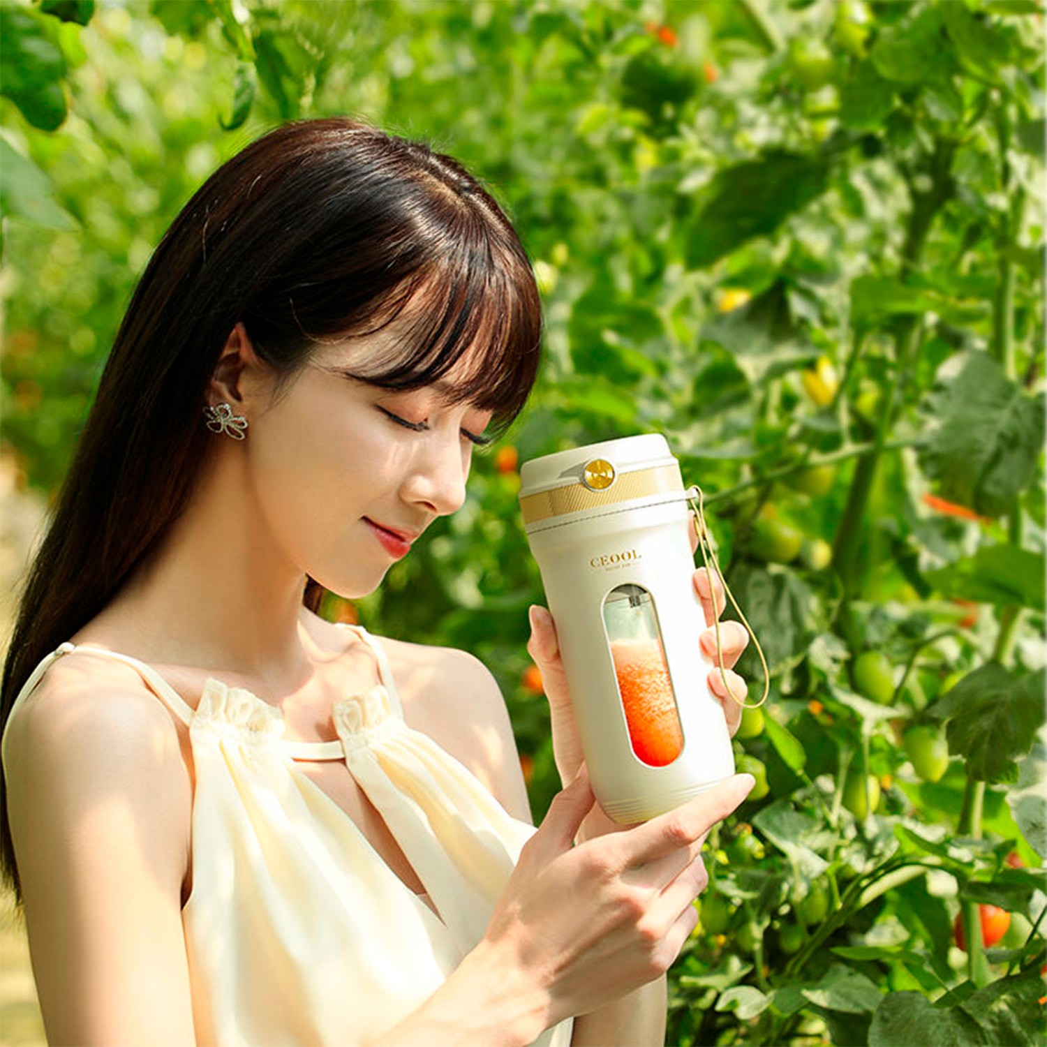 Batidora portátil de 350ml con 10 cuchillas de acero, batería recargable de 3.000mAh, lanyard para transporte y agujero para pajita.