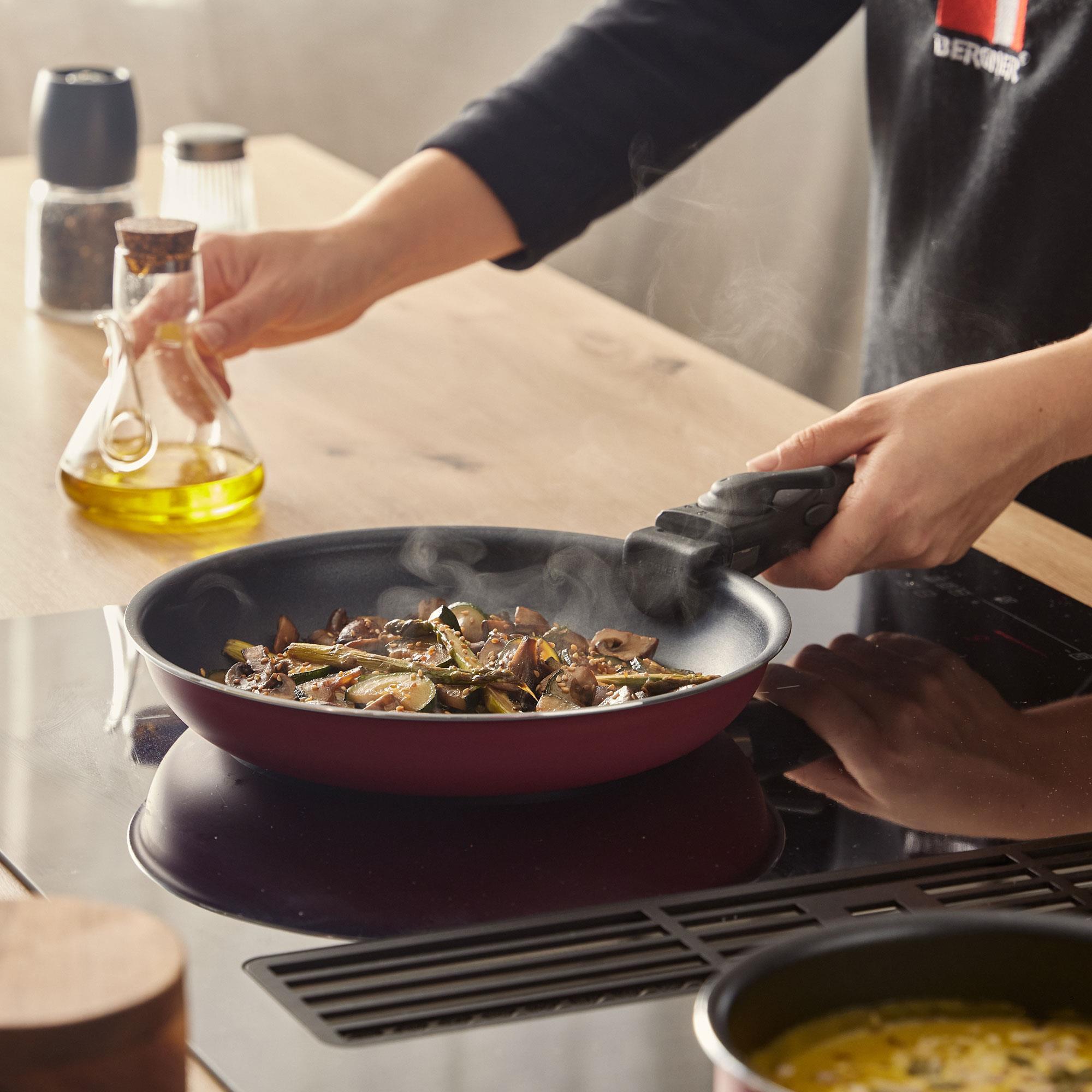 juego de 3 sartenes ø18ø20ø24cm aluminio prensado rojo + mango extraíble