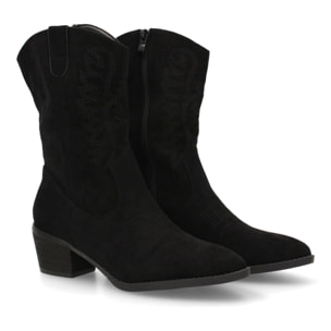 Botín cowboy mujer con bordados en la caña