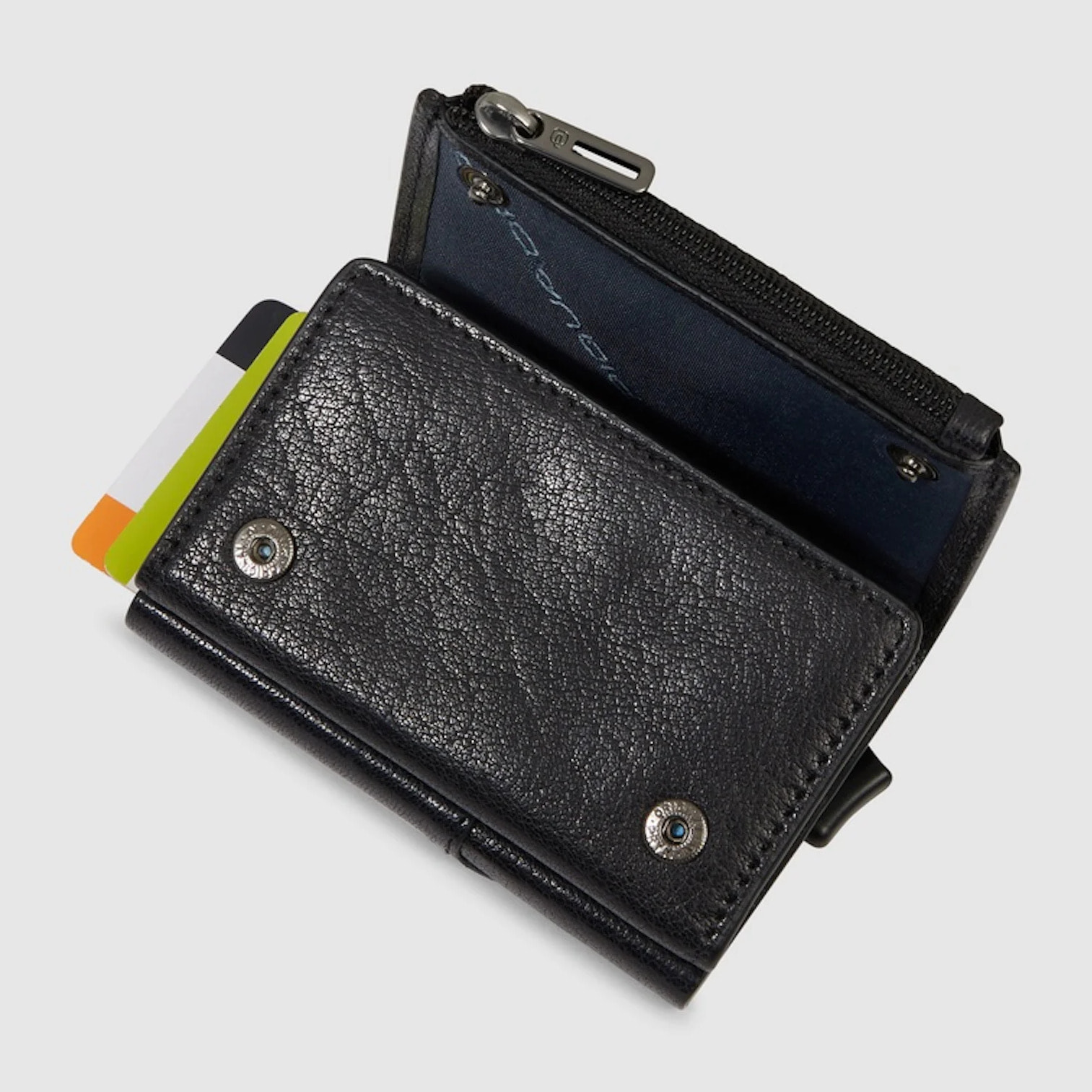 Piquadro Portafoglio compatto con portacarte automatico, porta monete e protezione RFID