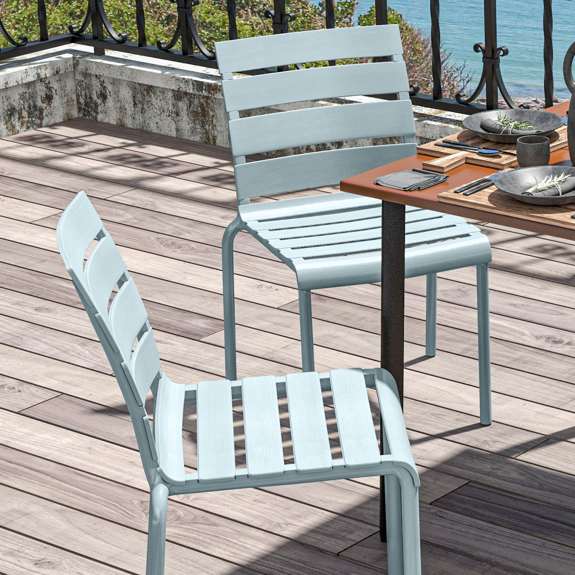 Lot de 4 chaises de jardin empilables avec assise et dossier à lattes gris