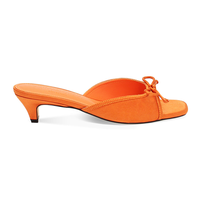 Mules open toe donna arancio in raso, tacco 4 cm
