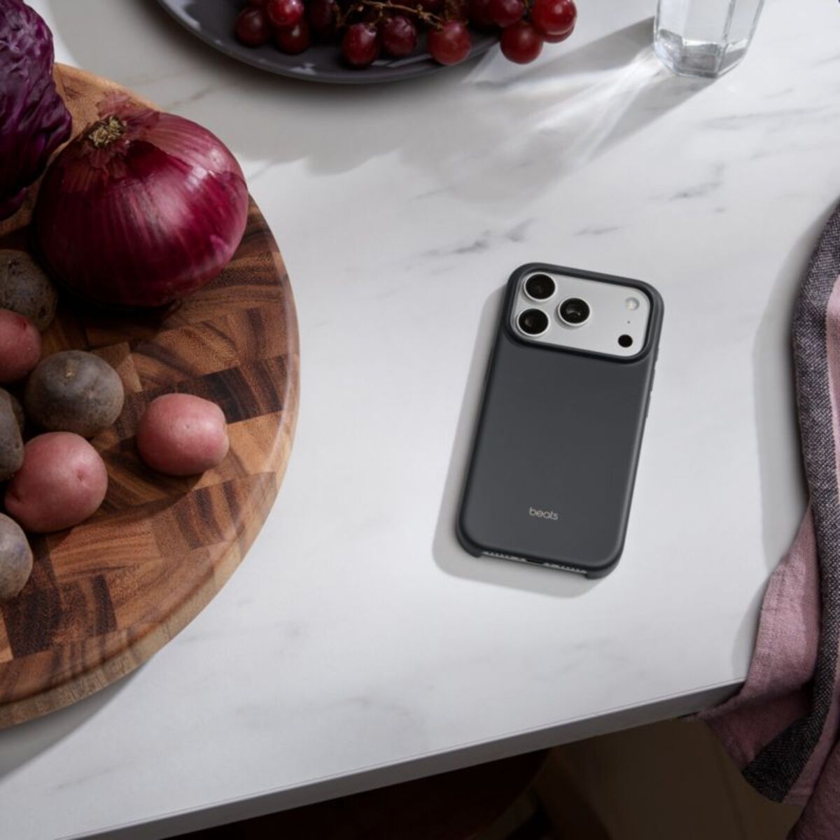 Coque BEATS iPhone 17 Pro Magsafe Gris granite