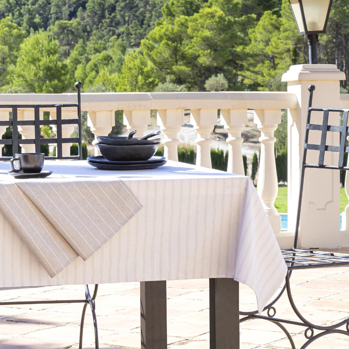 Nappe en tissu 100% coton CHAMBORD