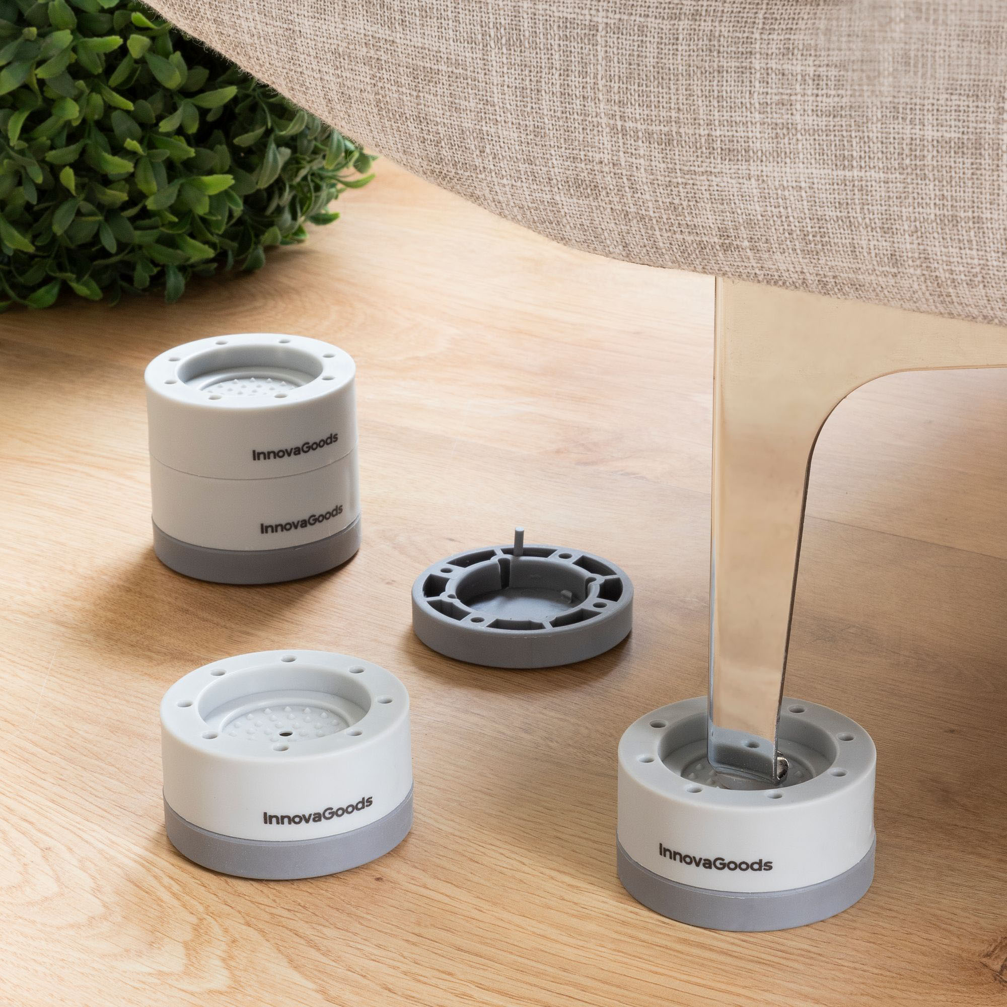 Set di 4 piedini antivibrazione impilabili Novib InnovaGoods - grigio - 6,7x6,7x3,5 cm