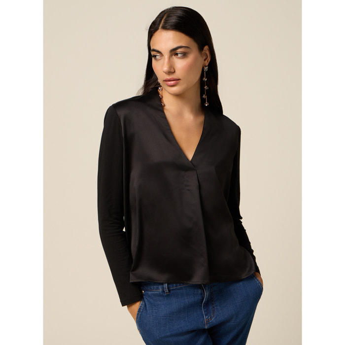 Oltre - T-shirt bimaterica con scollo a V - Nero