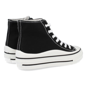 Zapatilla Estilo Bamba con Cordones