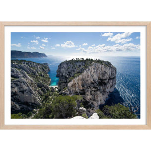 Affiche plage et calanques à cassis Affiche + cadre en bois - Chêne