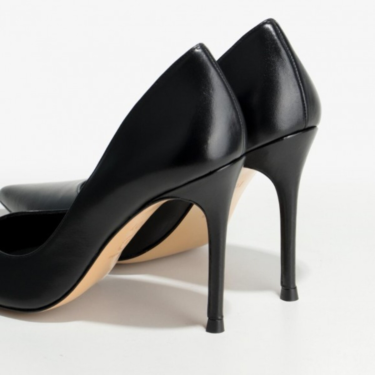 ZAPATOS DE SALÓN NEGROS ZAMIR