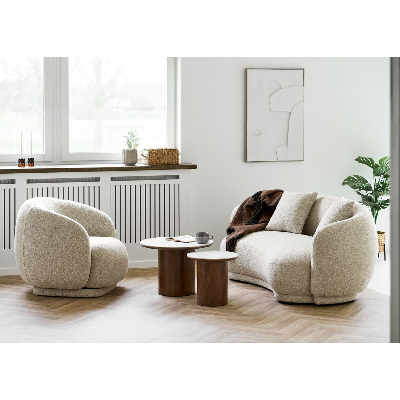 Tavolino d'appoggio Noli in ceramica bianca e impiallacciatura frassino scuro ø40×38 cm