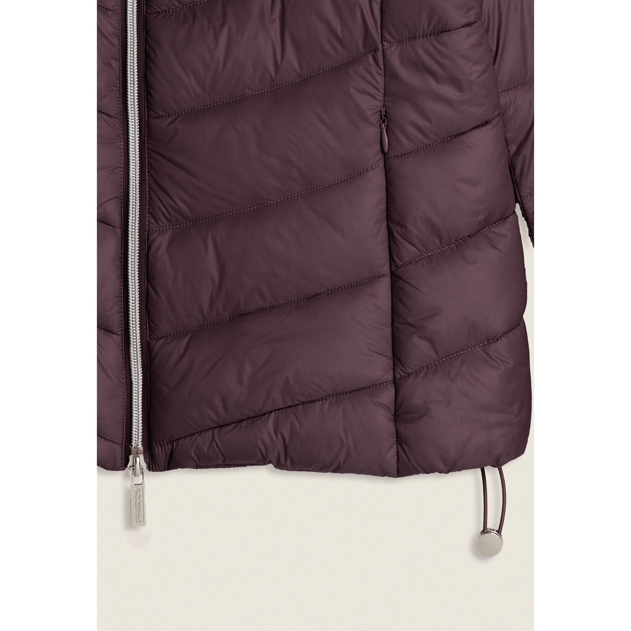 Piumino donna trapuntato con collo alto e finitura lucida