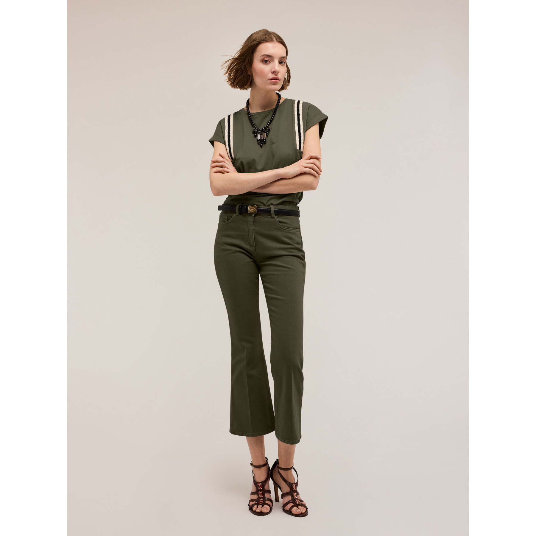 Motivi - Pantalón kick flare en drill de algodón - Verde militare