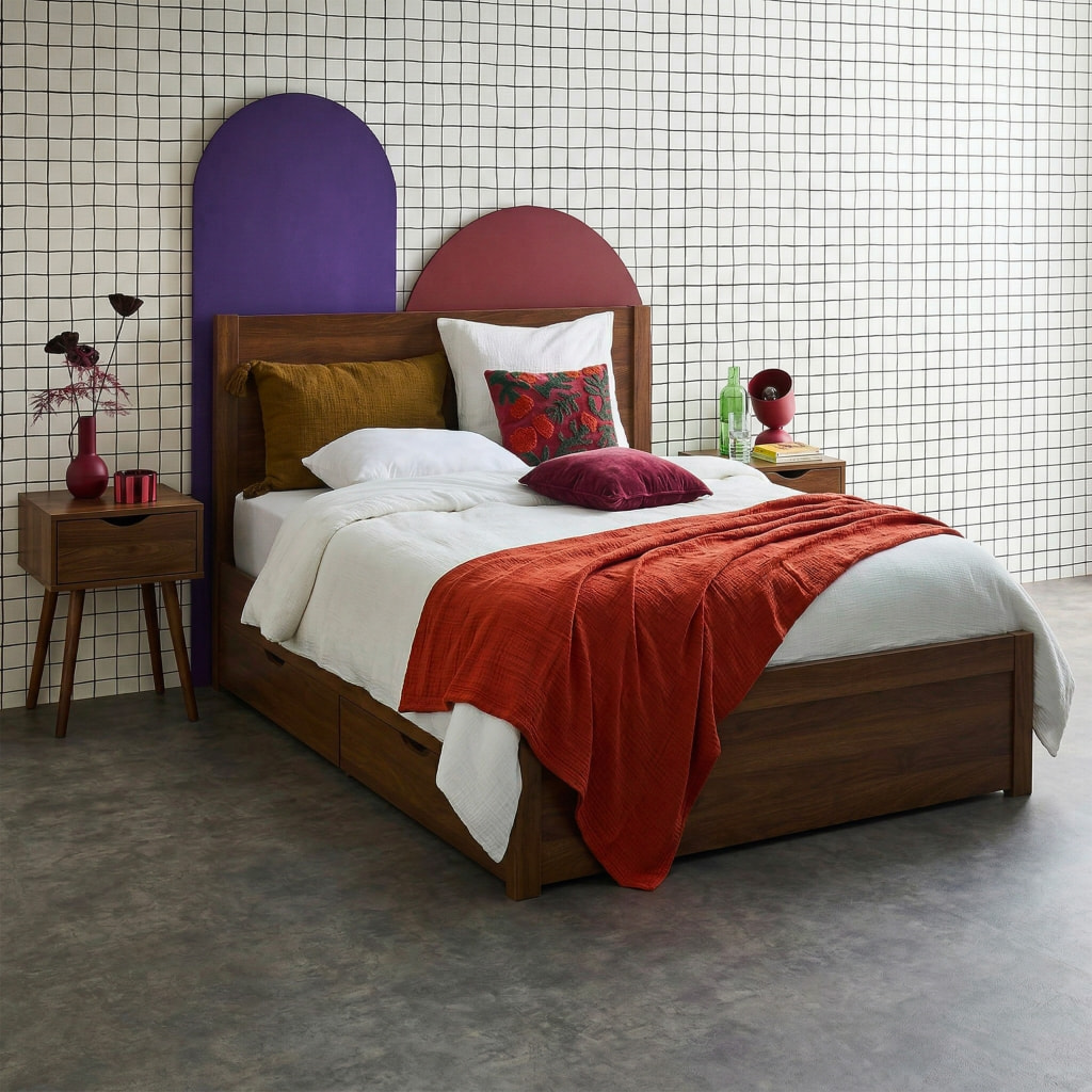 Lit avec sommier à lattes et tête de lit 140 x 190cm + 4 tiroirs décor bois NEPAL