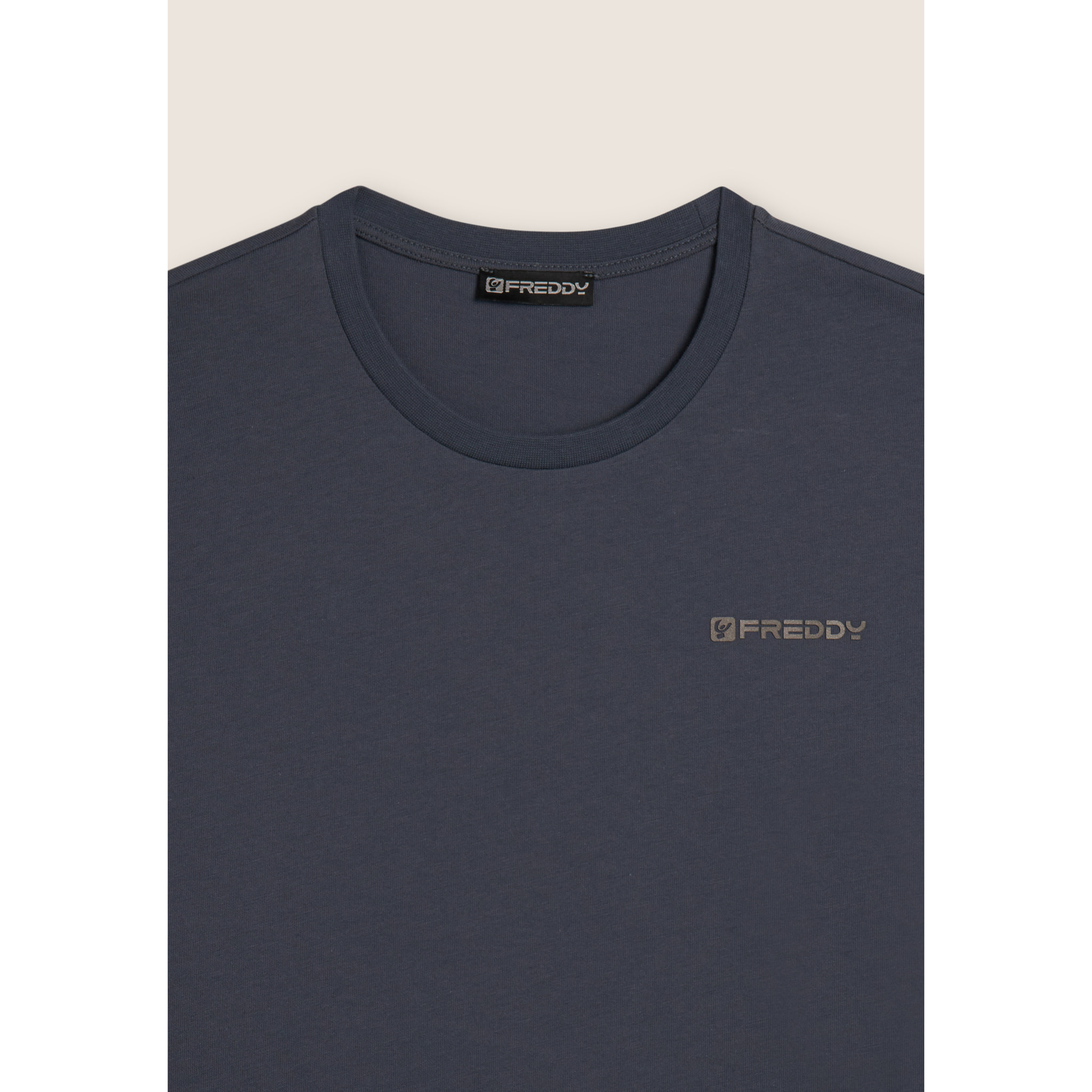 T-shirt manica lunga in cotone con logo lato cuore