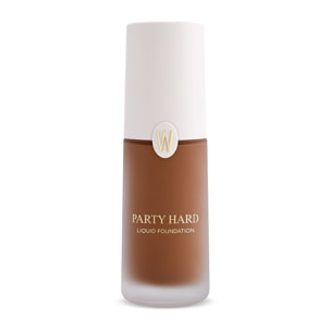 PARTY HARD Fondotinta fluido vegan friendly dal finish luminoso e naturale