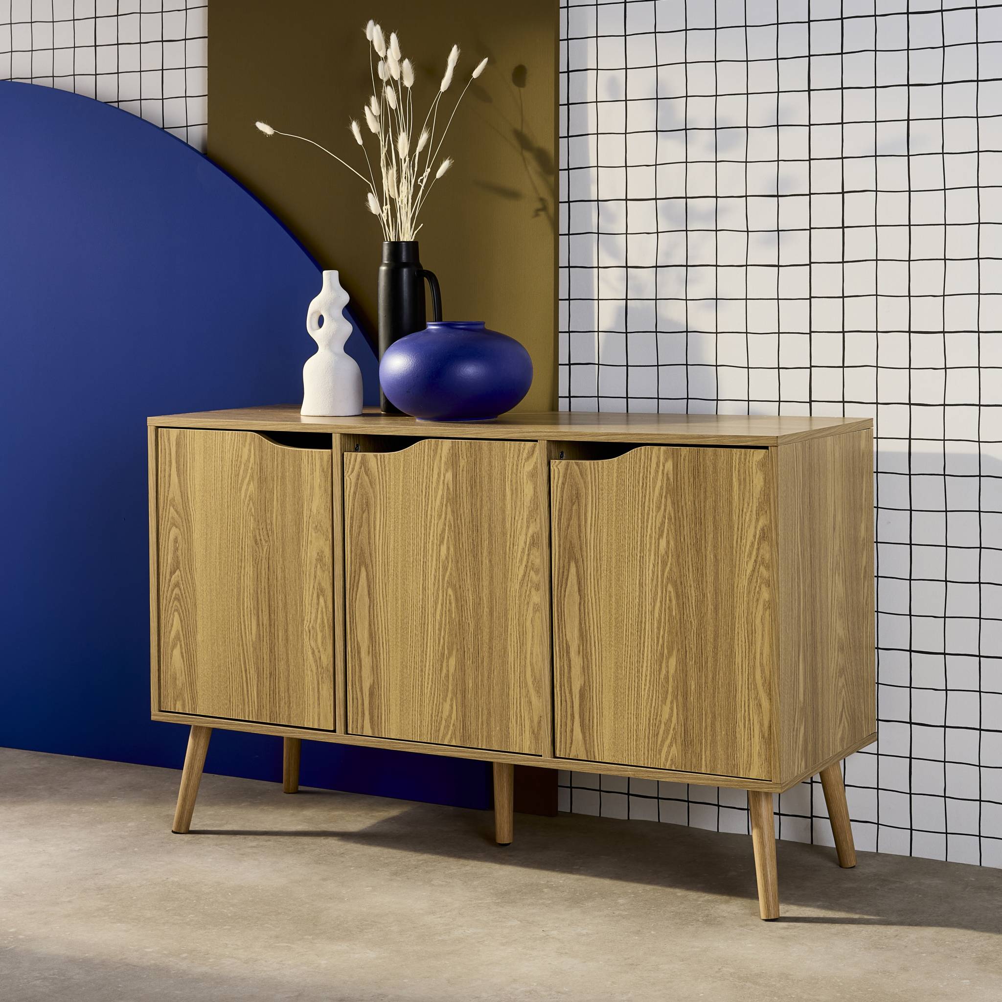 Buffet de rangement effet frêne 3 portes et 3 étagères. buffet bas. 120cm