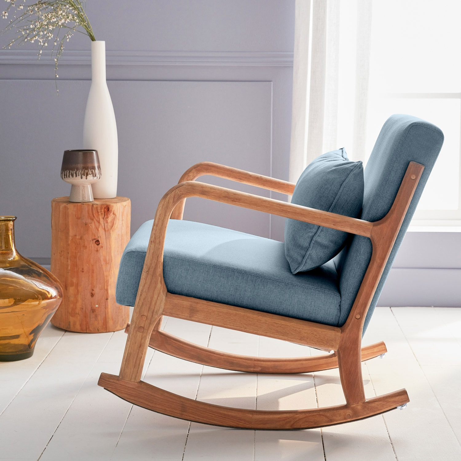 Rocking chair scandinave bois d'hévéa et tissu LORENS