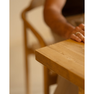 Mesa de comedor de madera maciza en tono roble medio de varias medidas