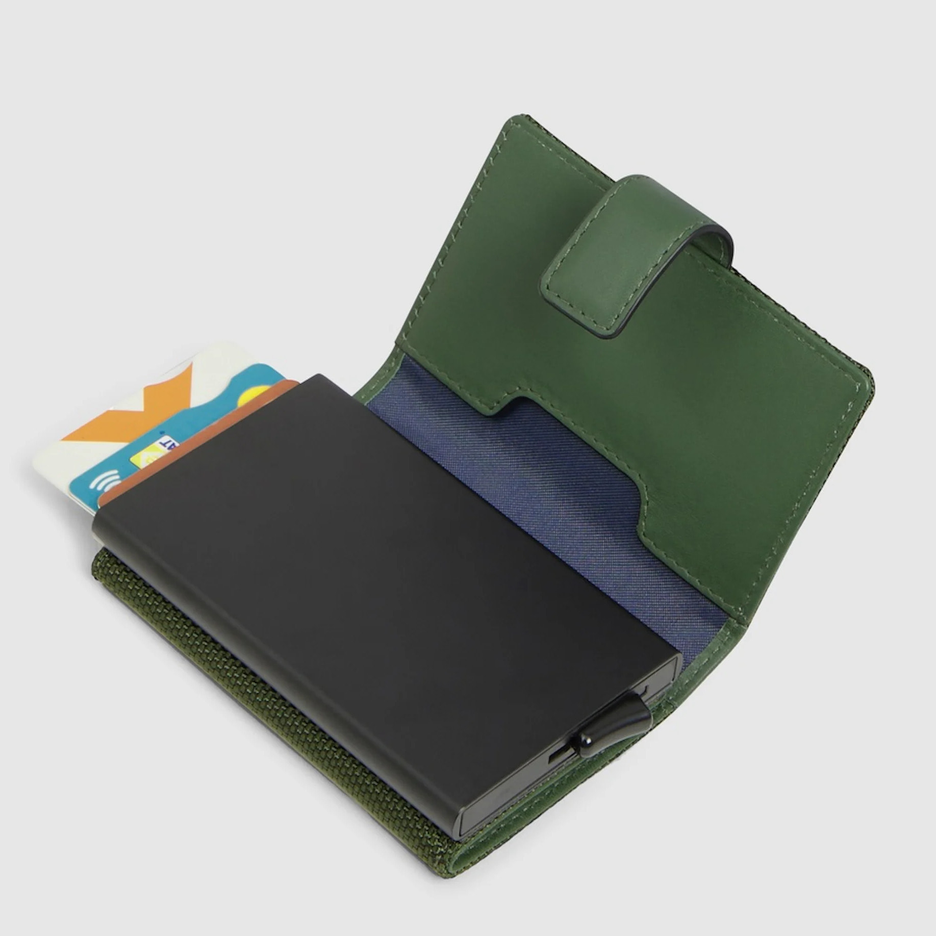 Piquadro Portacarte automatico in metallo e pelle, schermato con protezione RFID