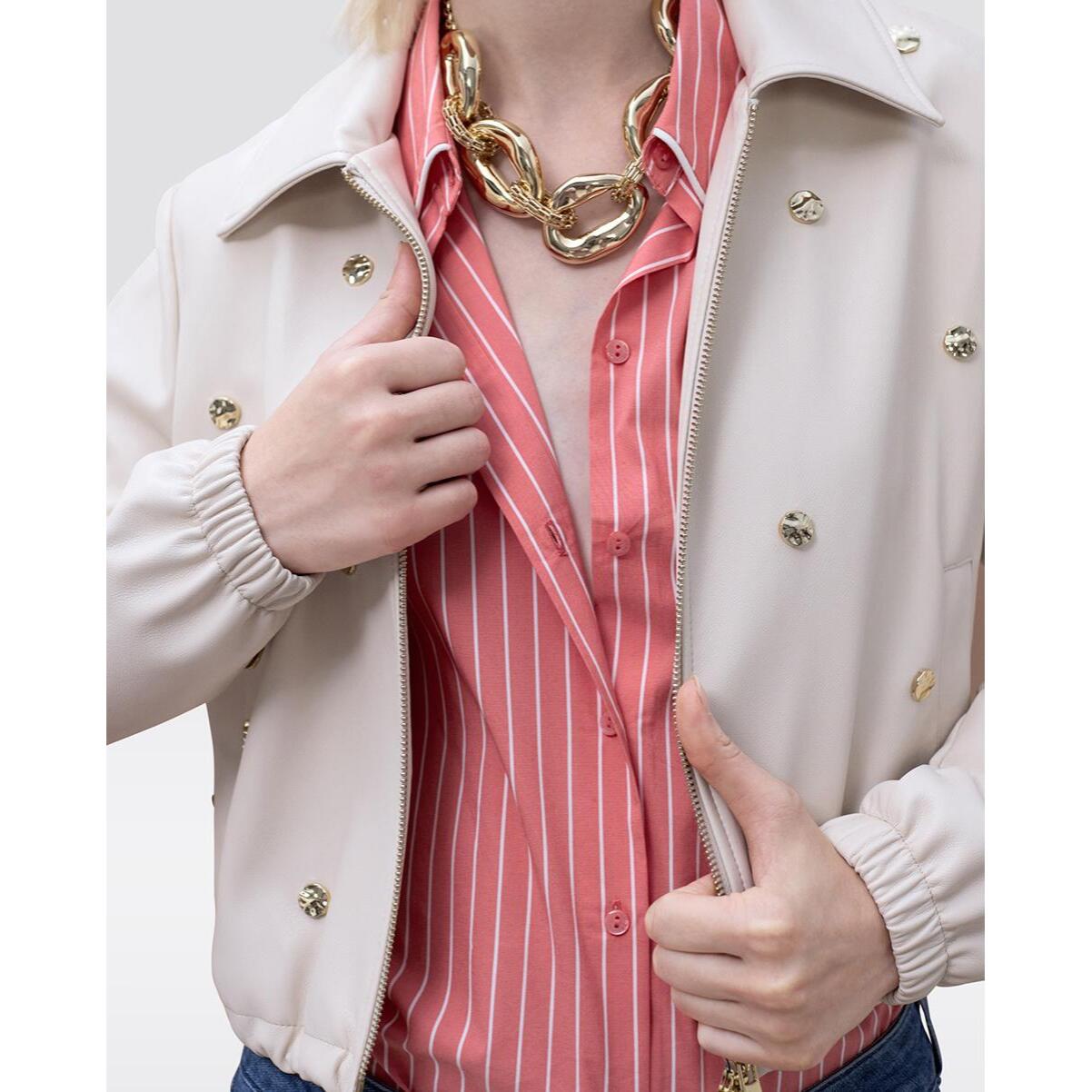 Giacca punteggiata di borchie rotonde effetto pelle