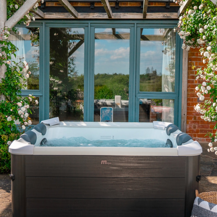 Spa rigide 6 places 180cm carré gris hydromassages, 4 coussins + bâche incluse OSLO PLUS