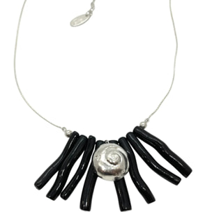 Gargantilla coral negro y caracola plata 10µ