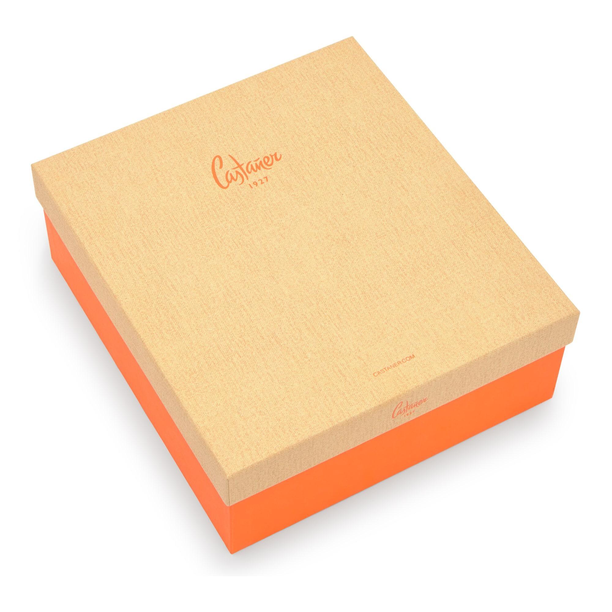 Botín de cuña Brelia en serraje con intrcciato y cierre de cremallera