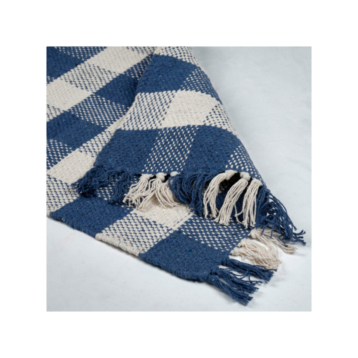 Tapis en coton avec carreaux bleu et blanc et franges - DENIM
