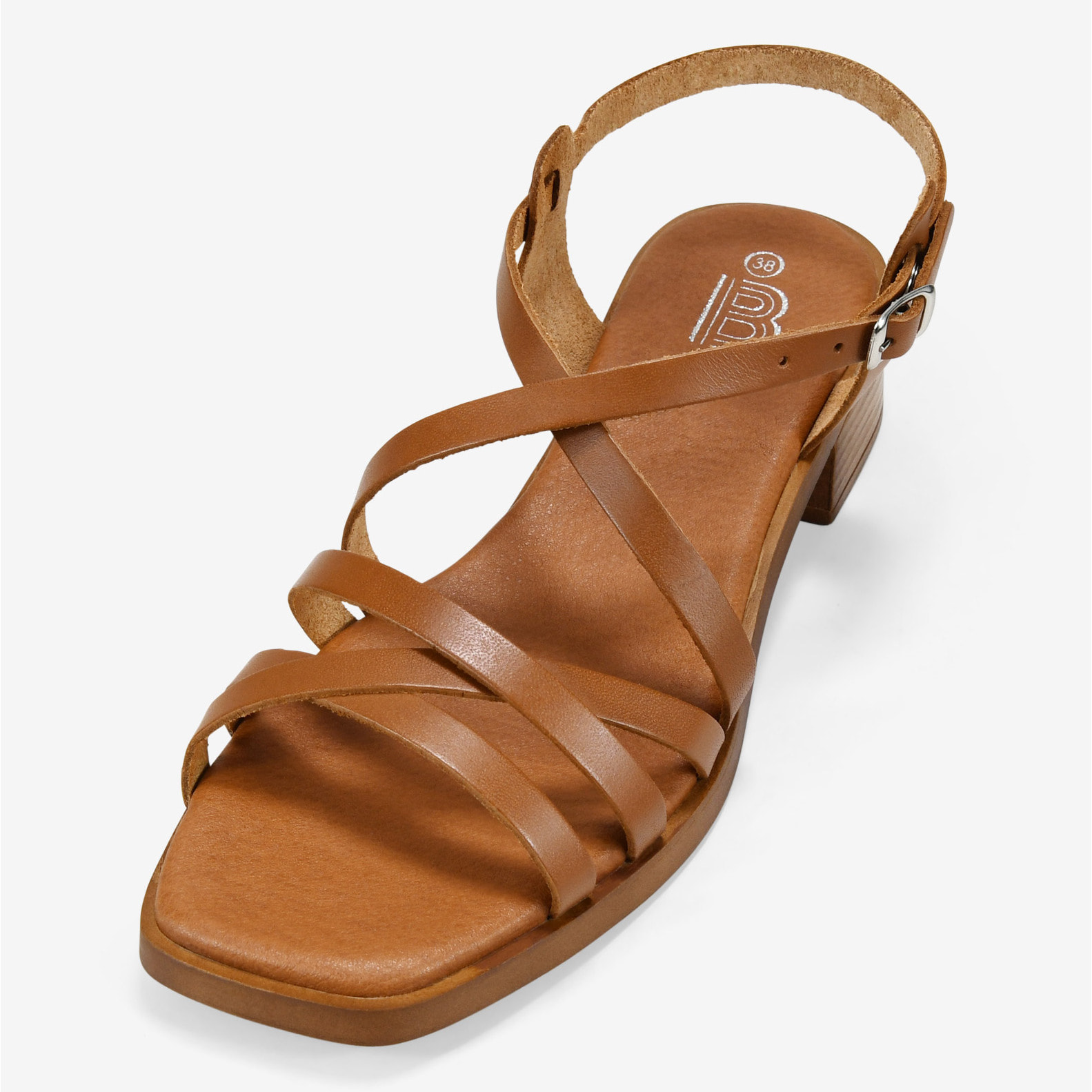 Sandalias de piel marrones con tacón bajo