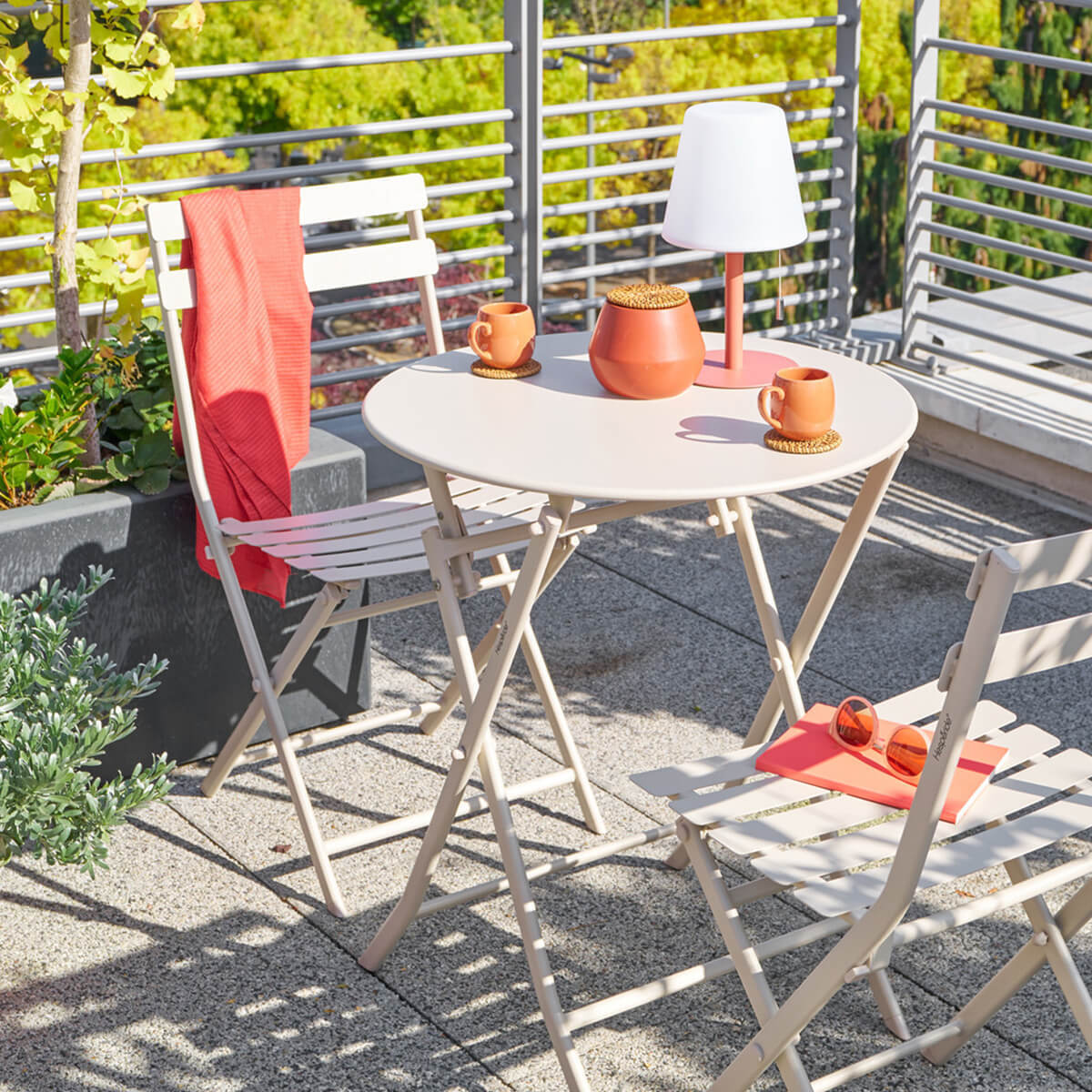 Chaise pliante "Greensboro" argile en acier traité en epoxy