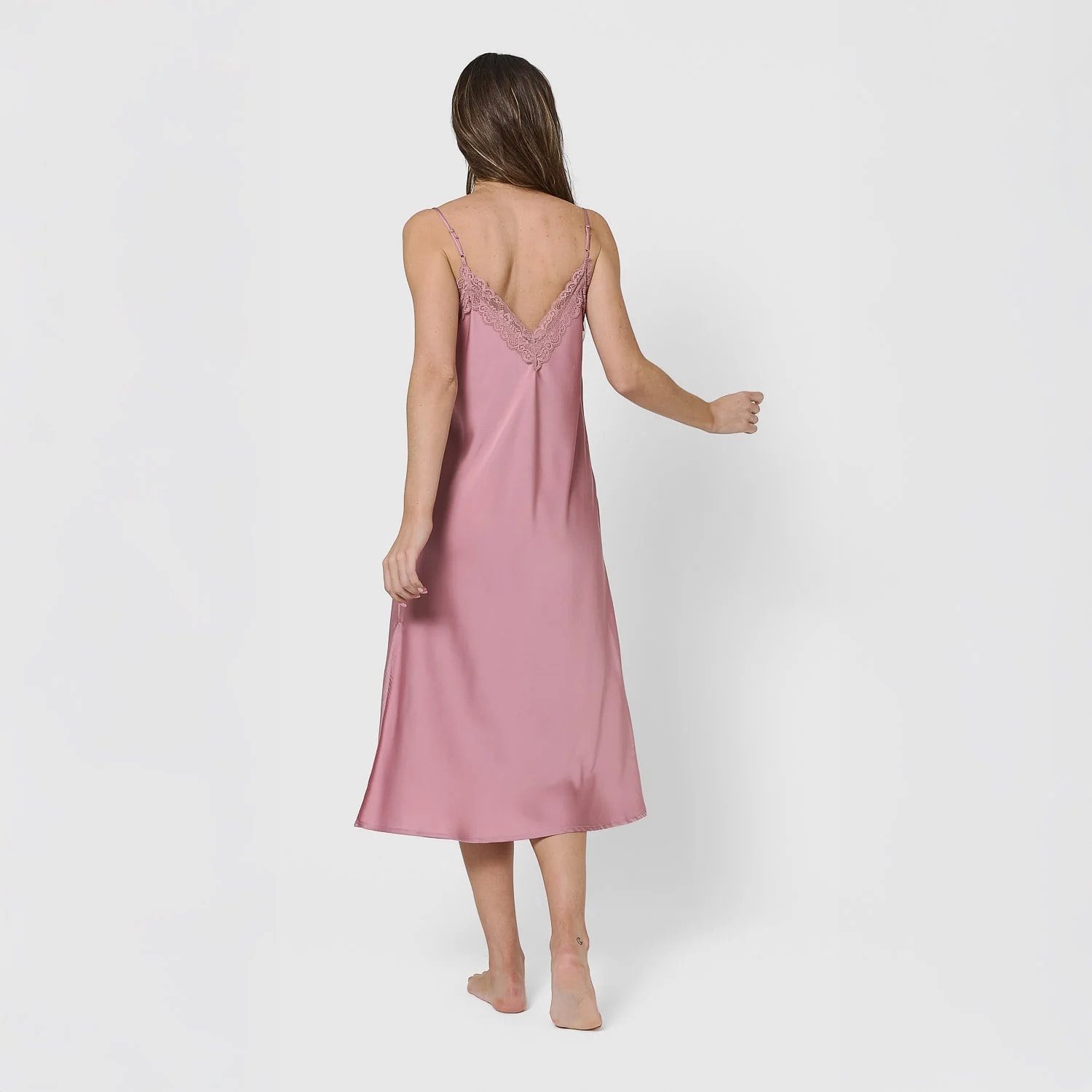 Camisón midi satén malva