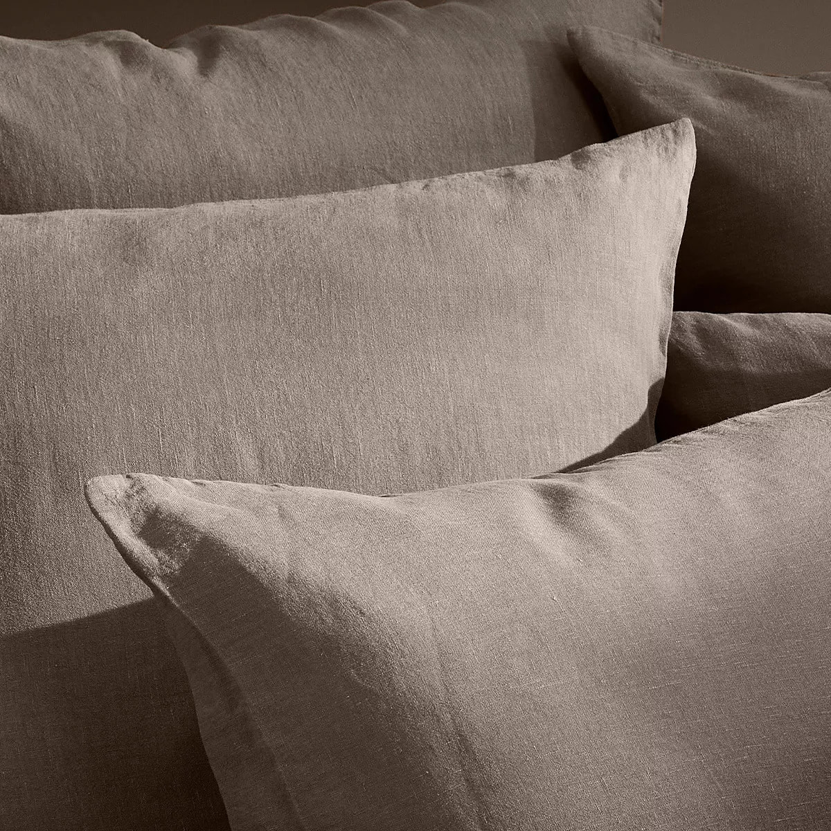 Taie d'oreiller pur lin lavé 165 g/m² uni marron Le lin lave ebene