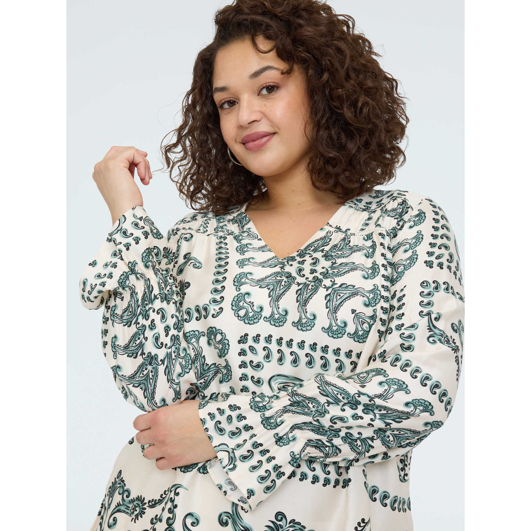 Fiorella Rubino - Blusa in raso con stampa paisley - Verde militare