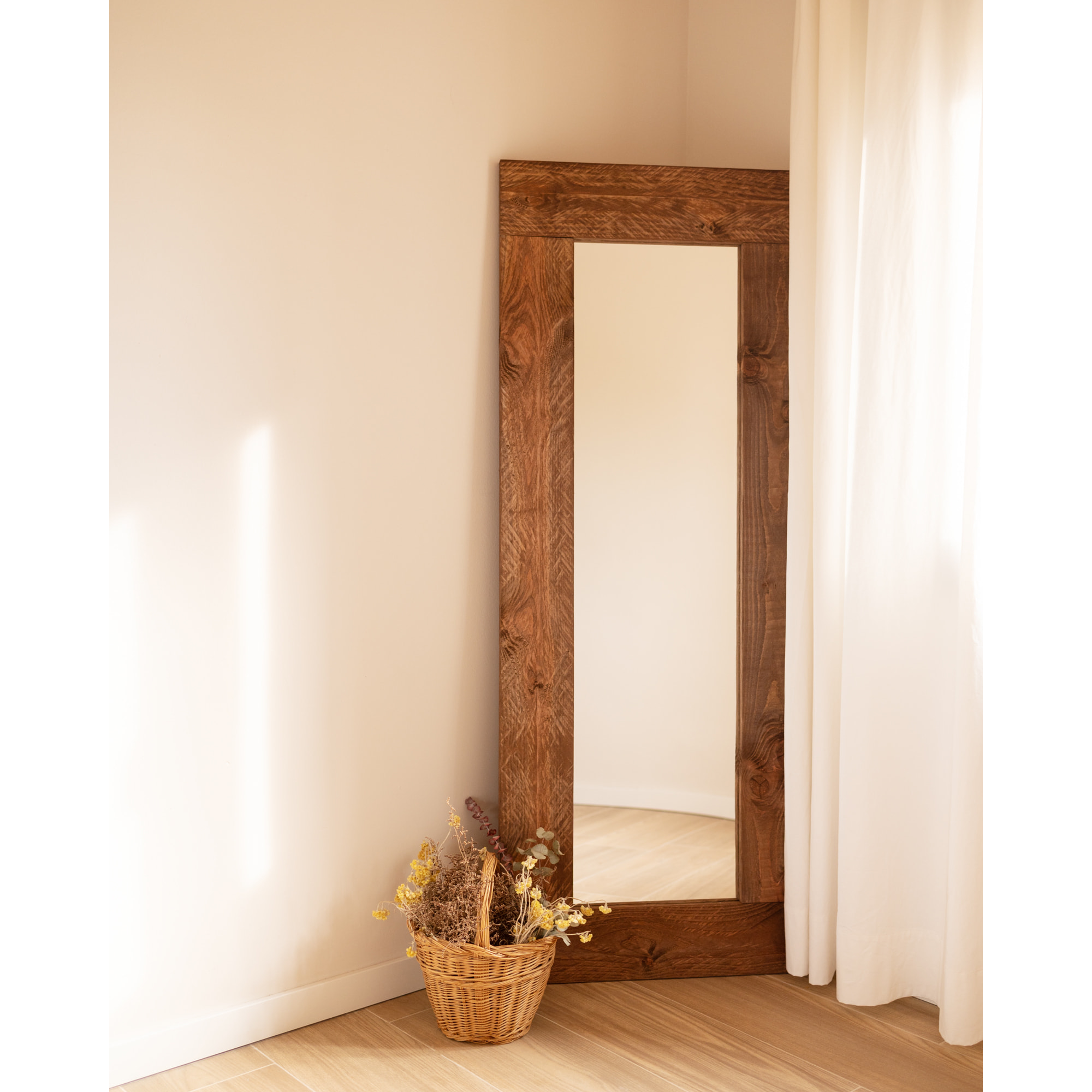 Miroir effet bois massif ton chêne foncé 165x65cm Hauteur: 165 Longueur: 65 Largeur: 2