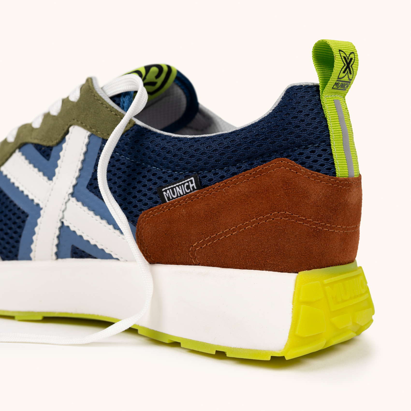 Sneakers Diseño Elegancia Deportiva Azul, Verde y Marrón MUNICH XEMINE 101