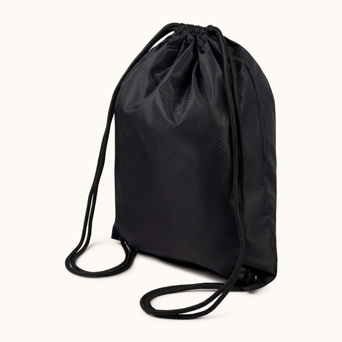 Mochila de Cuerdas Deportiva Negra con Logotipo Frontal GYMSACK BLACK