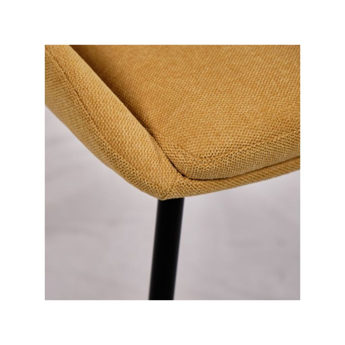Chaise en tissu avec pieds fins en métal noir - 4 coloris - MONDO