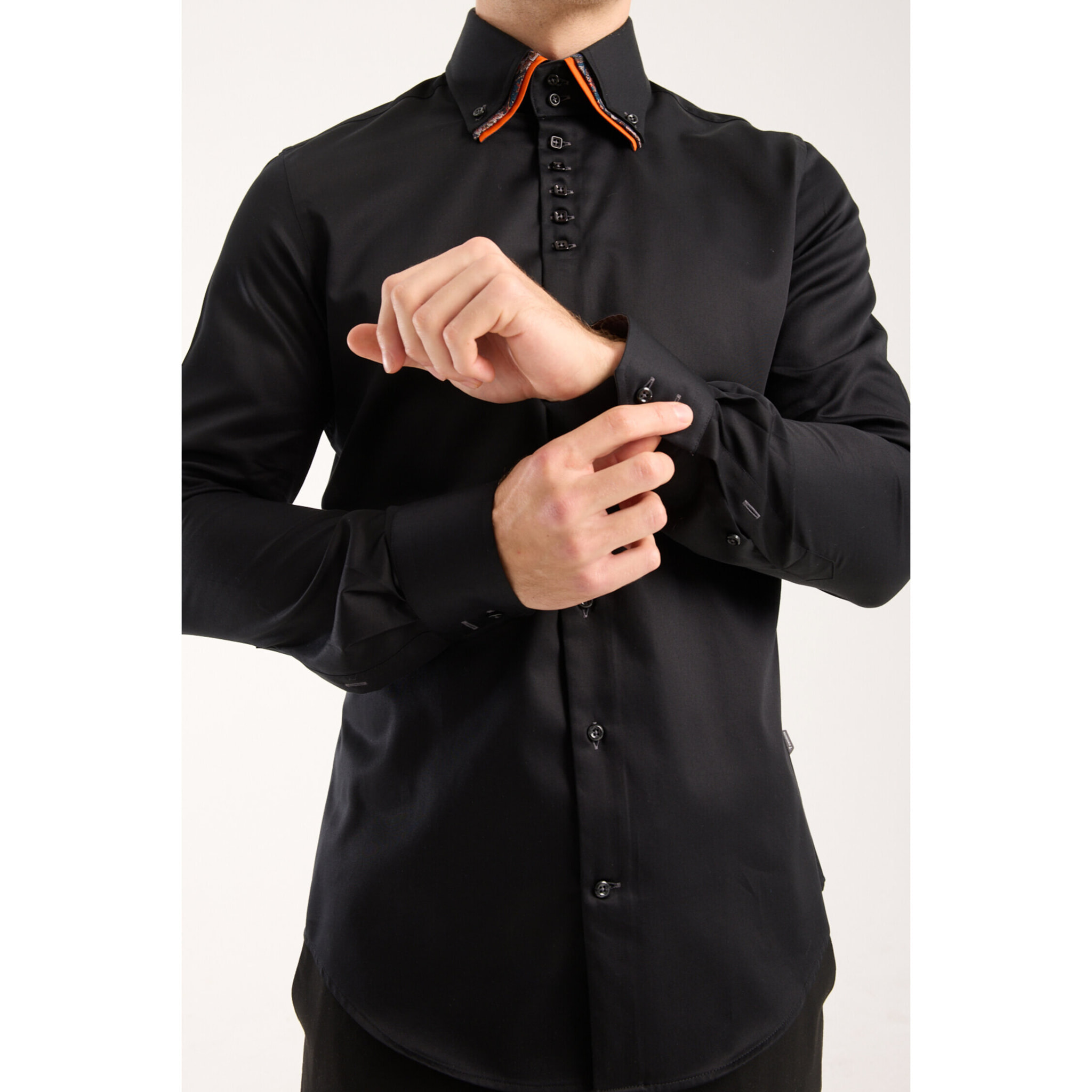 Camicia Uomo 2 Bottoni Button Down Triplo Collo Slim Satin Unito Nero